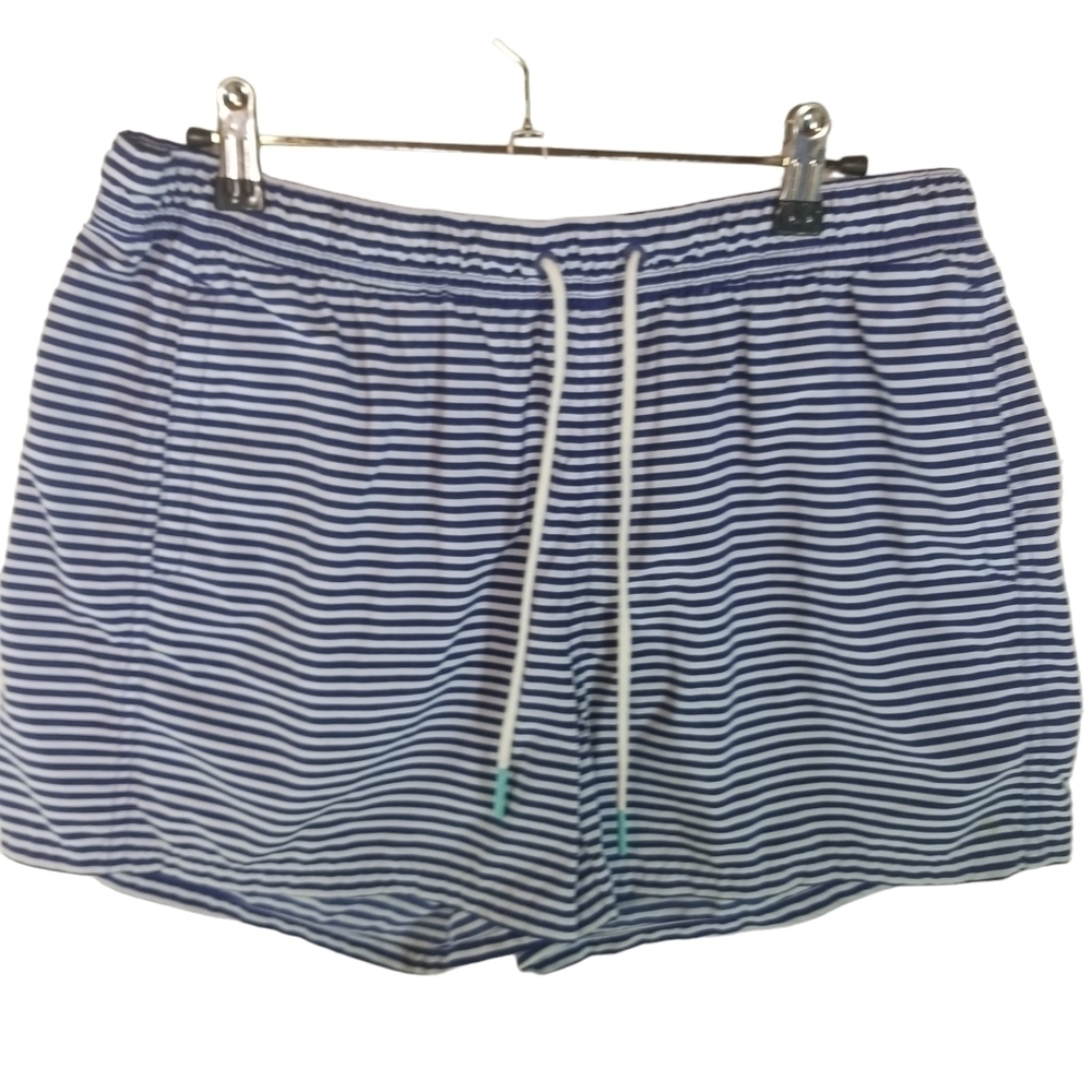Vineyard Vines blue striped swim trunks shorts